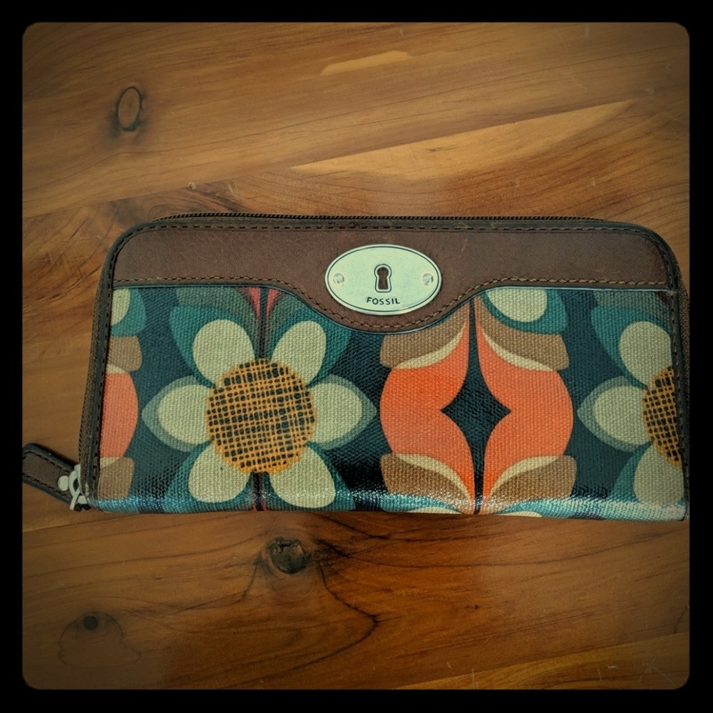 Fossil Floral Wallet